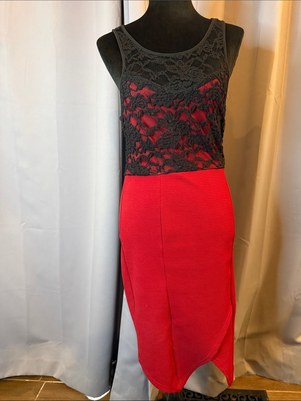 Fashion Magazine Black Lace Top Over Red Pencil Skirt